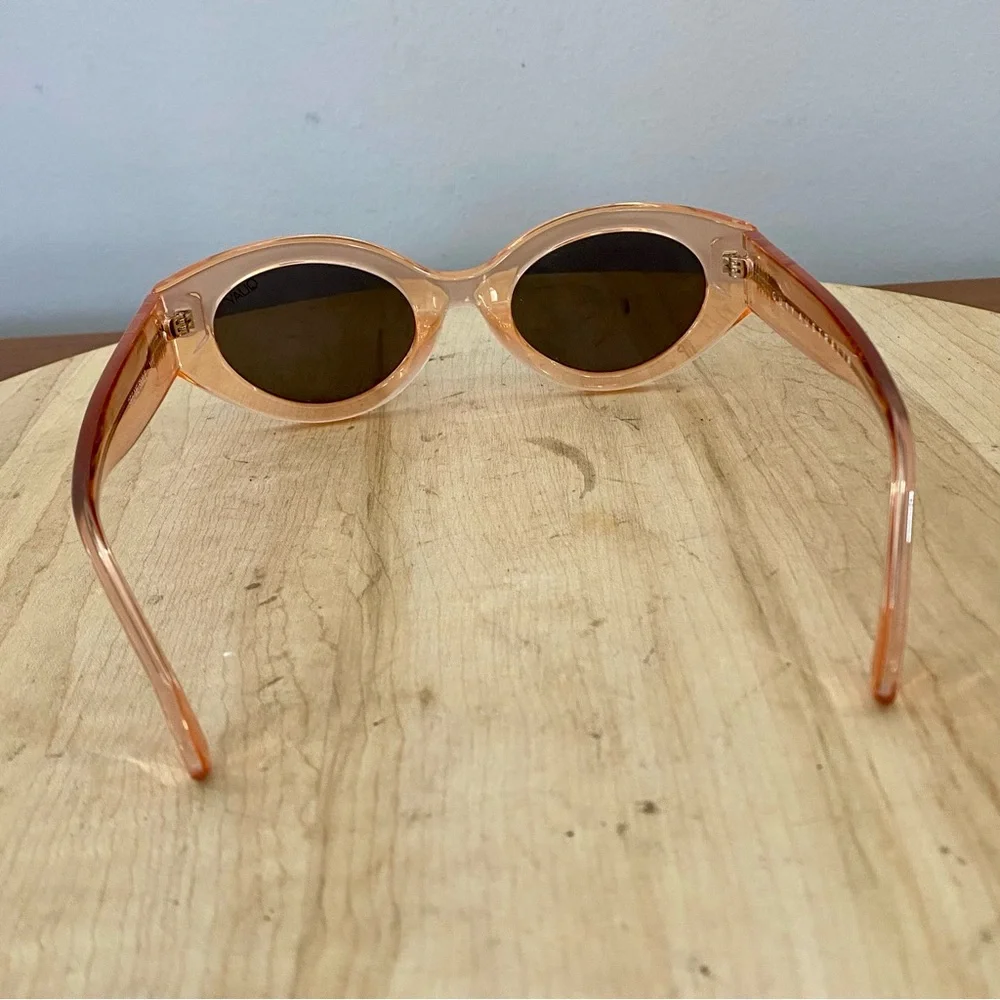 Quay Australia Real Me Sunglasses Geometric Pink Ombre Frame Black Lens 111 Lgth